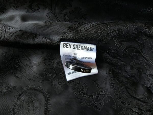 L . Ben Sherman . dámský šedo-černý kabát se vzorem rybí kosti